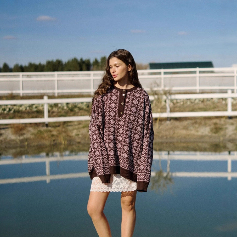 Kvinders strikkede sweater med grafisk mønster og knaplukning Stilla