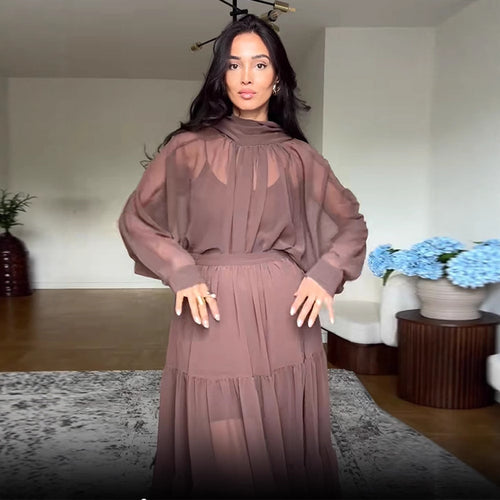 Dame maxikjole med transparente ruffles detaljer og elegant halterneck Stilla