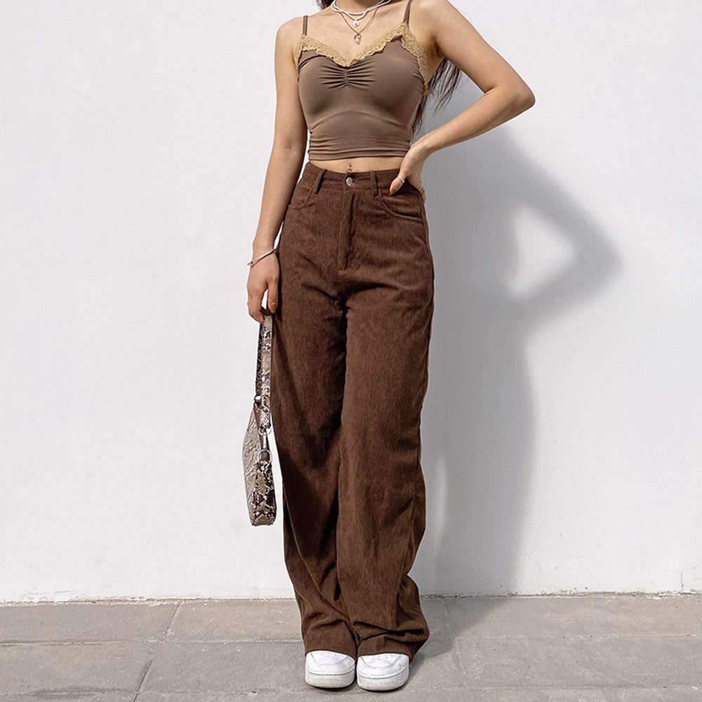 Dame brede High-Waist Jeans med afslappet snit og urbant flair Stilla