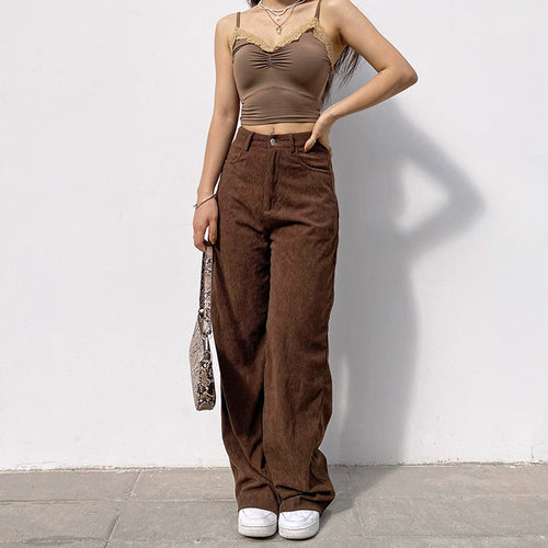Dame brede High-Waist Jeans med afslappet snit og urbant flair Stilla
