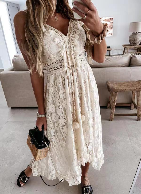 Dame Boho-maxikjole med spidsdetaljer og dekorative kvaster Skovae