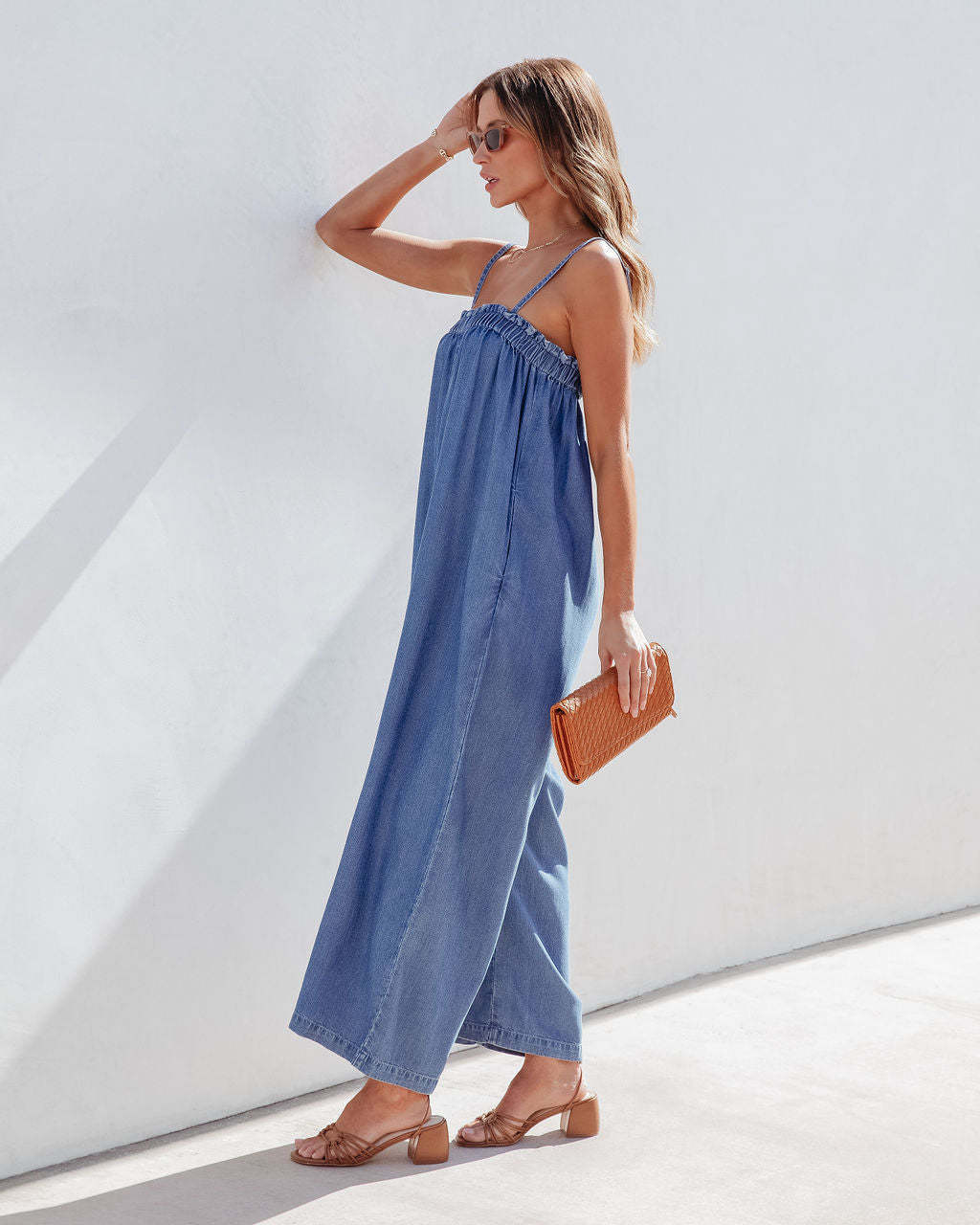 Femme Bredbenet Denim-Overalls med justerbare stropper Stilla