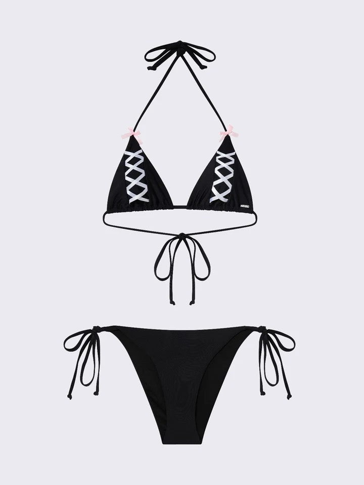 Dame triangel-bikini med raffinerede snøredetaljer Skovae