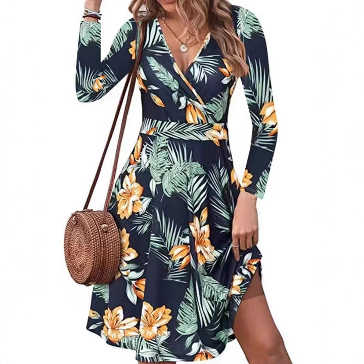 Femme Elegante Wrap kjole med lange ærmer og blomsterprint Stilla