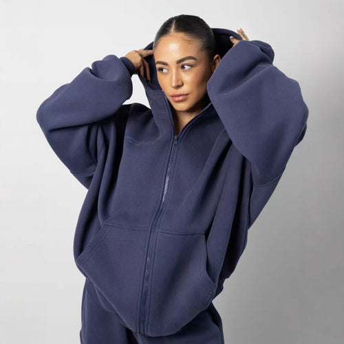 Dame sporty fleece sæt med høj krave og praktiske lommer Skovae