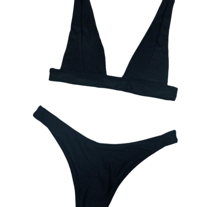 Dame Triangel-Bikini med komfortabel pasform og tidløst design Stilla