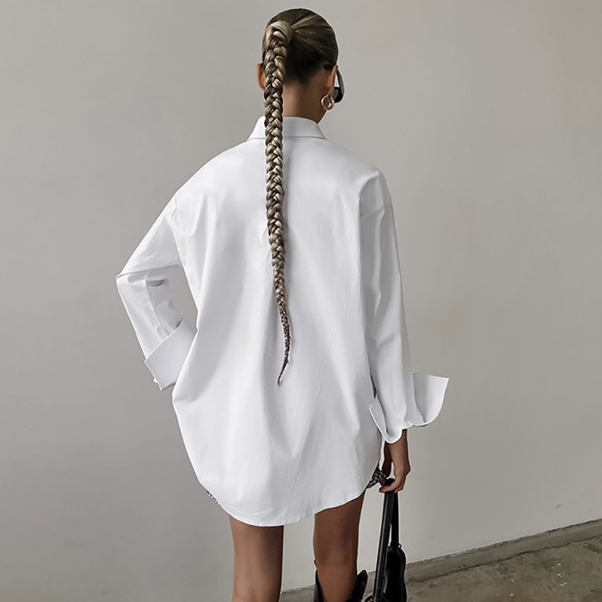 Dame Komfortable Oversized Bluse med brystlomme og lange ærmer Stilla