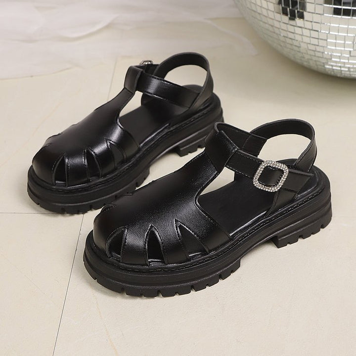 Dame Chunky Sandaler med moderigtige Cut-Outs og dekorativ spænde lukning Stilla
