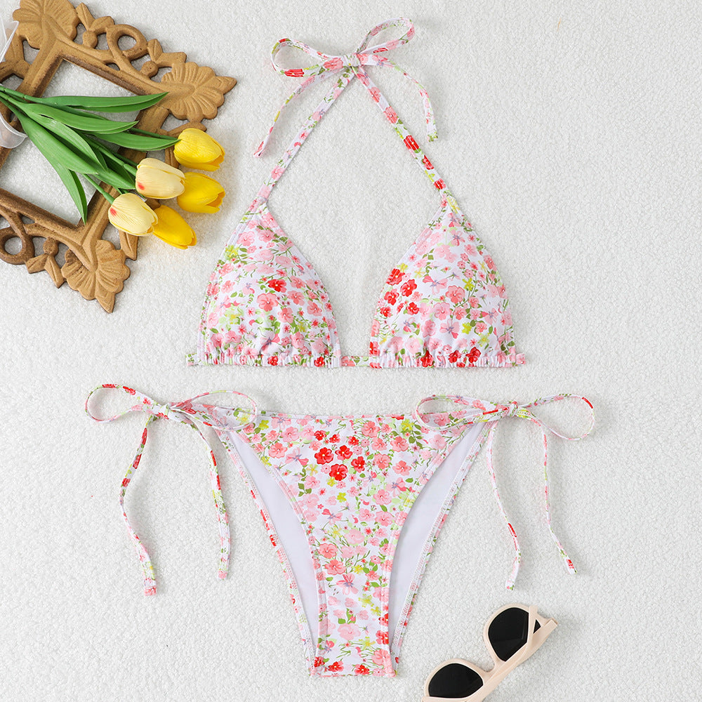 Dame Triangel-Bikini med justerbare bindebånd og blomstrede detaljer Skovae