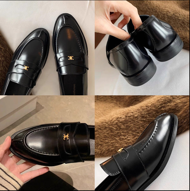 Dame elegante mokasiner med blankt ydermateriale og dekoreret rem Stilla