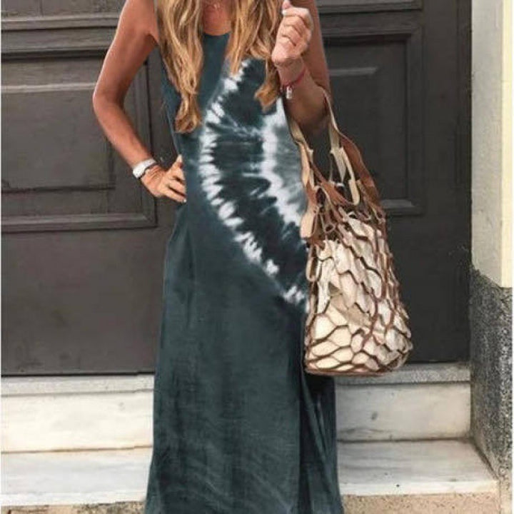 Kvinders maxikjole med moderne tie-dye design og afslappet pasform Stilla