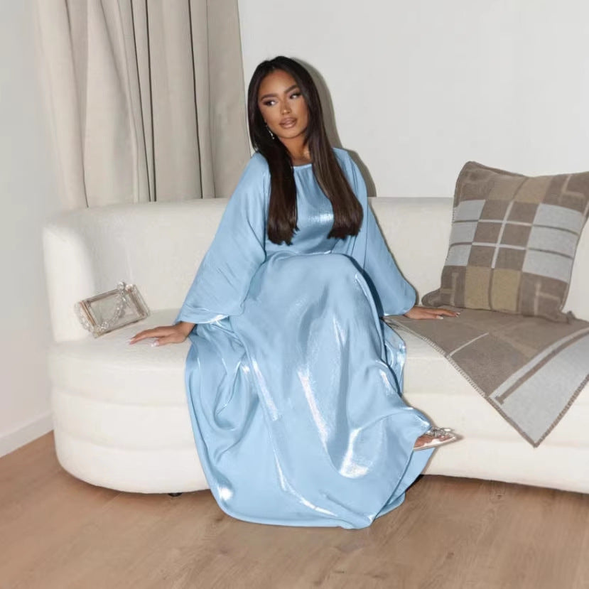Kvinders Glamorous Satin Maxi Kjole med Bred Skæring og Elegante Ærmer Stilla