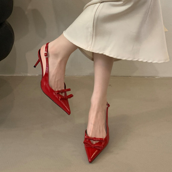 Dame Slingback Høje Hæle med elegant Spidsdesign og raffineret Rem Stilla