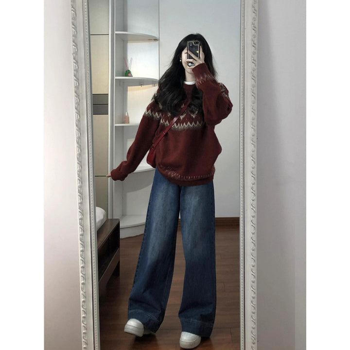 Dame stilfuld sweater med traditionelt mønster Stilla