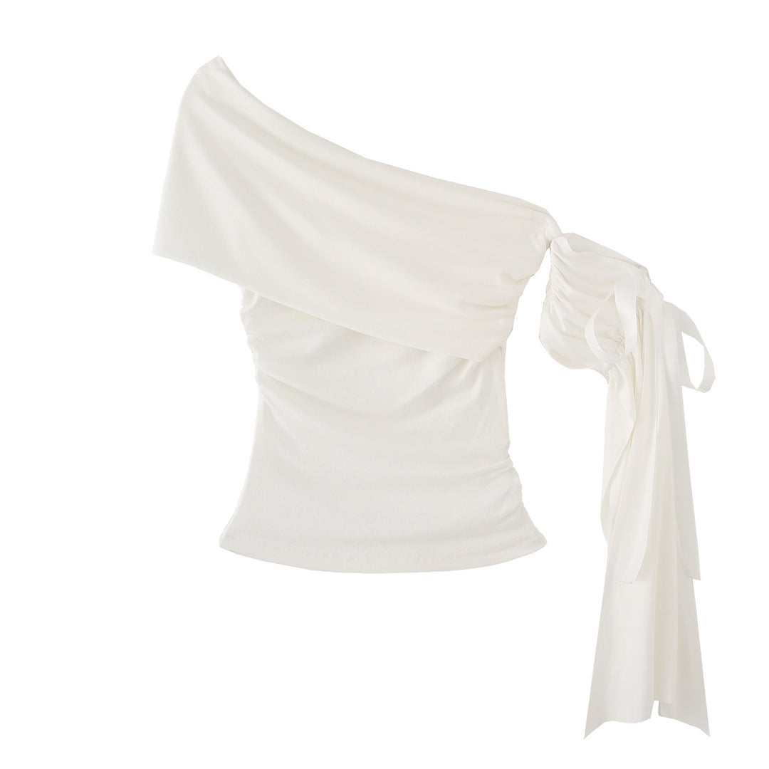 Dame asymmetrisk top med draperinger og dekorativ snor Stilla