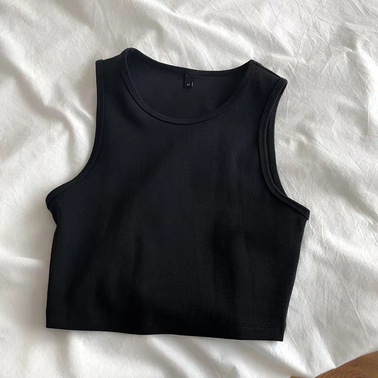Dame crop top lavet af åndbart materiale med en figursyet pasform