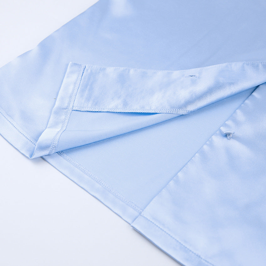 Dame luksus satin natdragt med elegante fjer Stilla