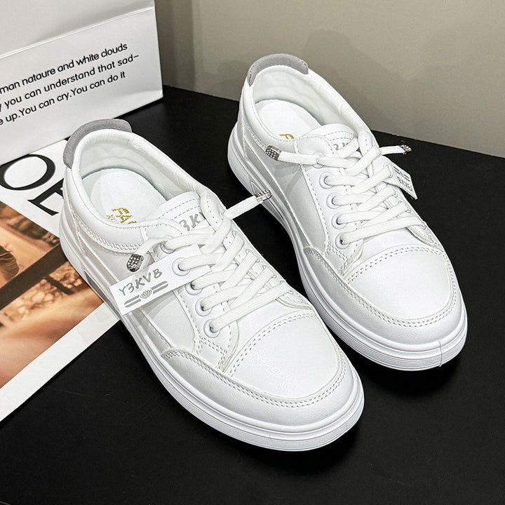 Dame Sneakers i minimalistisk design med åndbar overfladestruktur og skridsikker sål Stilla