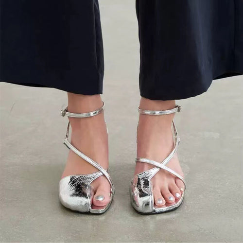 Femme Strappy Open-Toe Højhælede Sandaler med Metallic-Accent Stilla