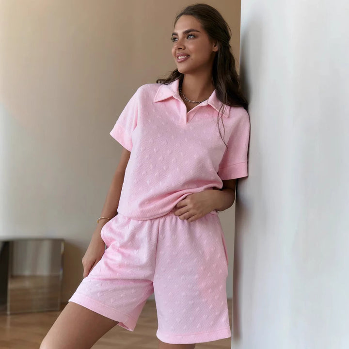 Kvinders afslappede polo shirt og shorts sæt med tekstureret materiale