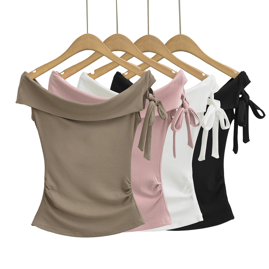 Dame Off-Shoulder Top med elegant omslagdesign og komfortabelt materiale Stilla