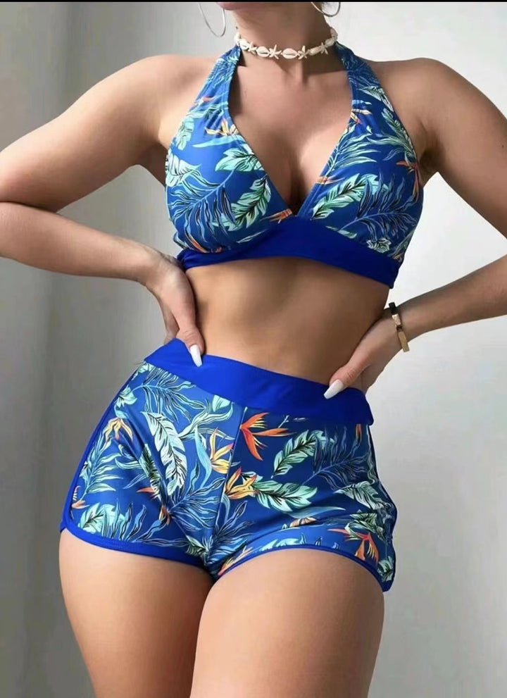 Dame bikini sæt med højhalset top og shorts Stilla