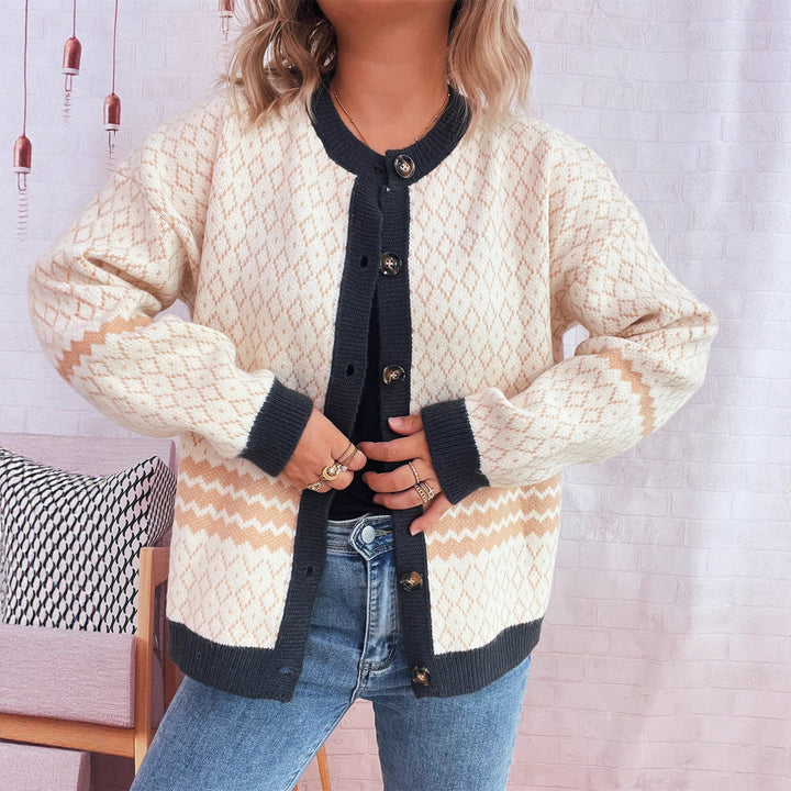 Kvinders cardigan med geometrisk mønster og elegante knapdetaljer Stilla