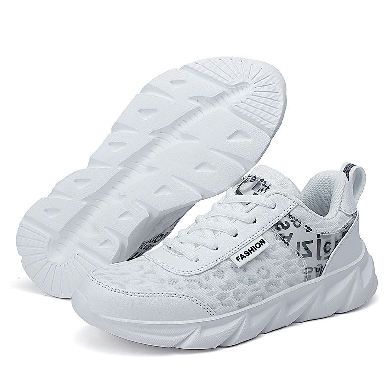 Dame nan modische City-Sneaker med åndbar netoverflade, polstret indersål og formet let sål Skovae