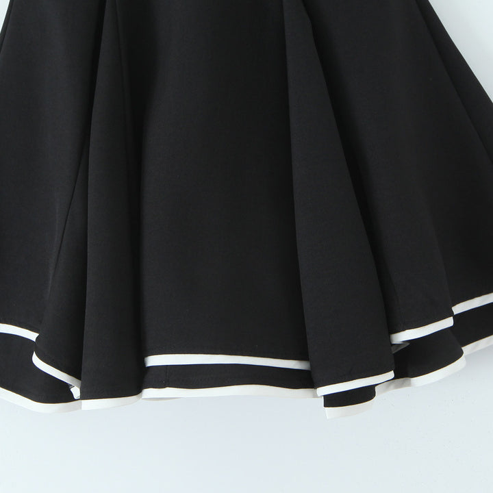 Dame Midi-Overdel med raffineret Off-Shoulder-design og elegant taljeindsnævring Stilla
