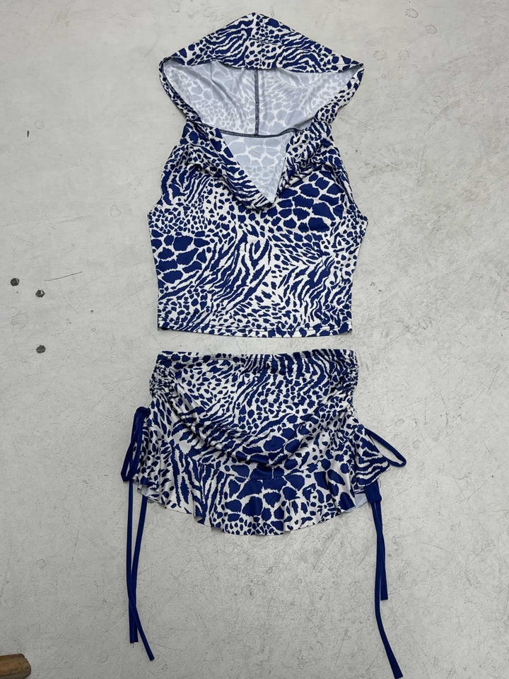 Damer sporty bikini sæt med hætte og legende flæse-design Skovae