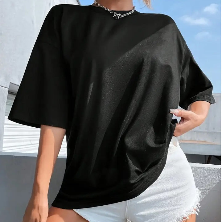 Dame Oversized T-Shirt med moderne grafisk tryk og afslappet pasform Stilla