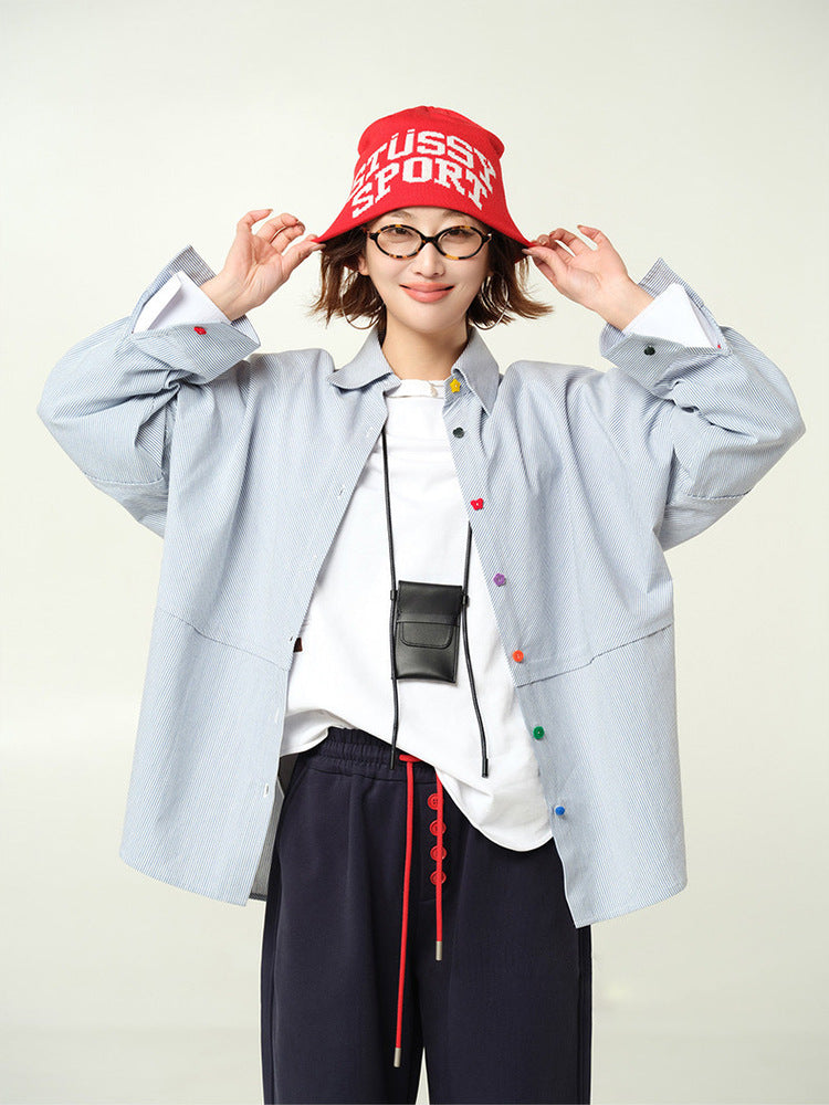 Dame oversized rutet skjorte med fashionable knap detaljer Stilla
