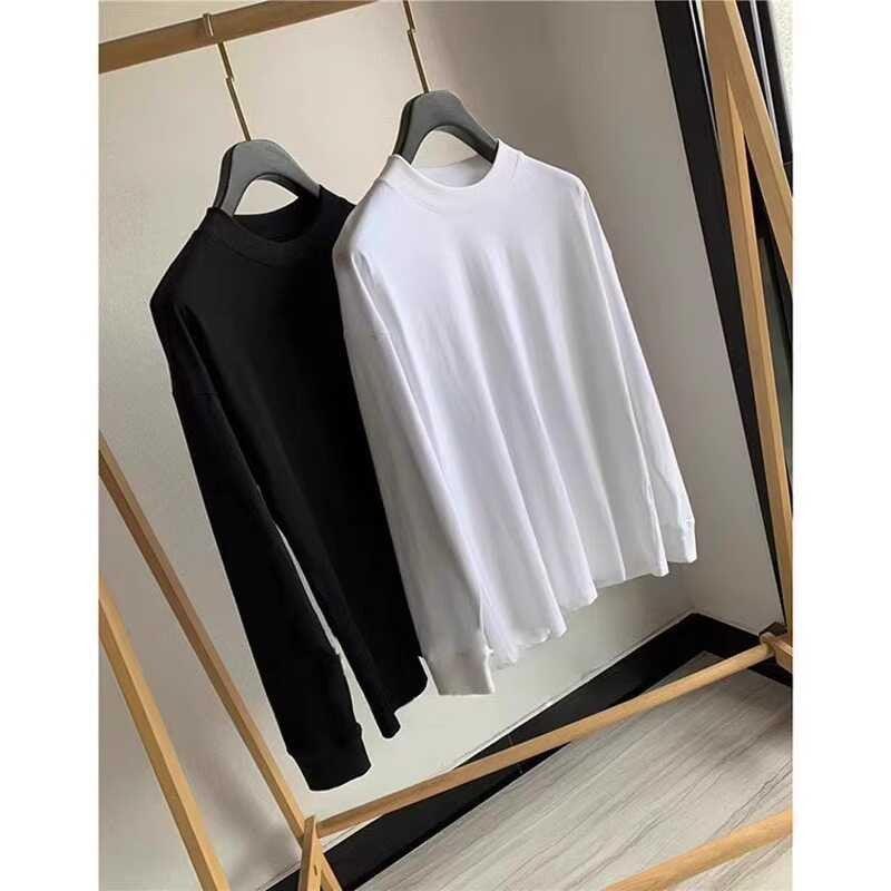 Dame afslappet sweatshirt med høj krave og moderne snit Stilla