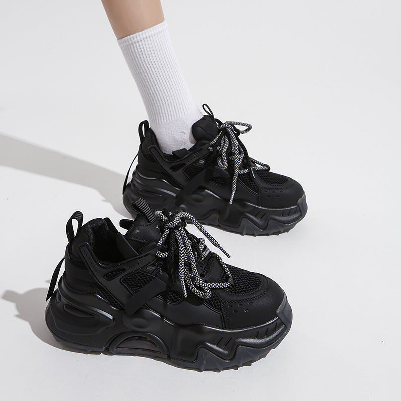 Dame Sporty Sneakers med åndbar mesh-konstruktion og skridsikker sål Stilla