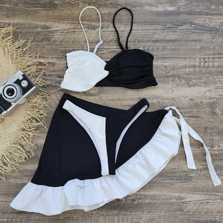 Dame bikini-sæt med rynker og asymmetrisk nederdel Stilla