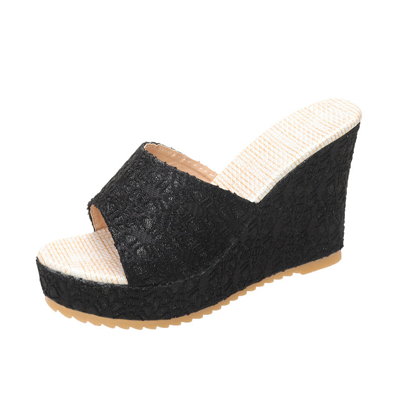 Dame Wedge-pantoletten med floral lace-design og skridsikker sål Stilla