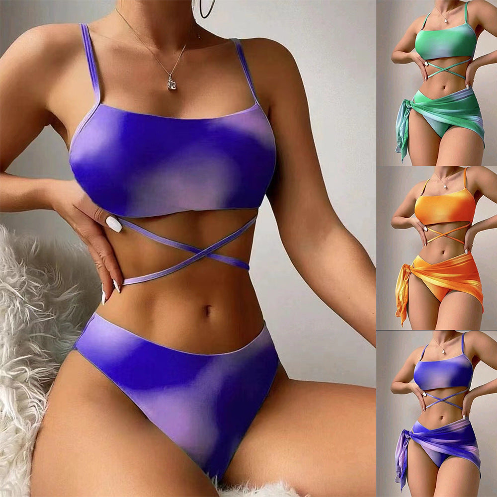 Dame bikini-sæt med innovativt indpakningsskørt og trendy crop-top Stilla