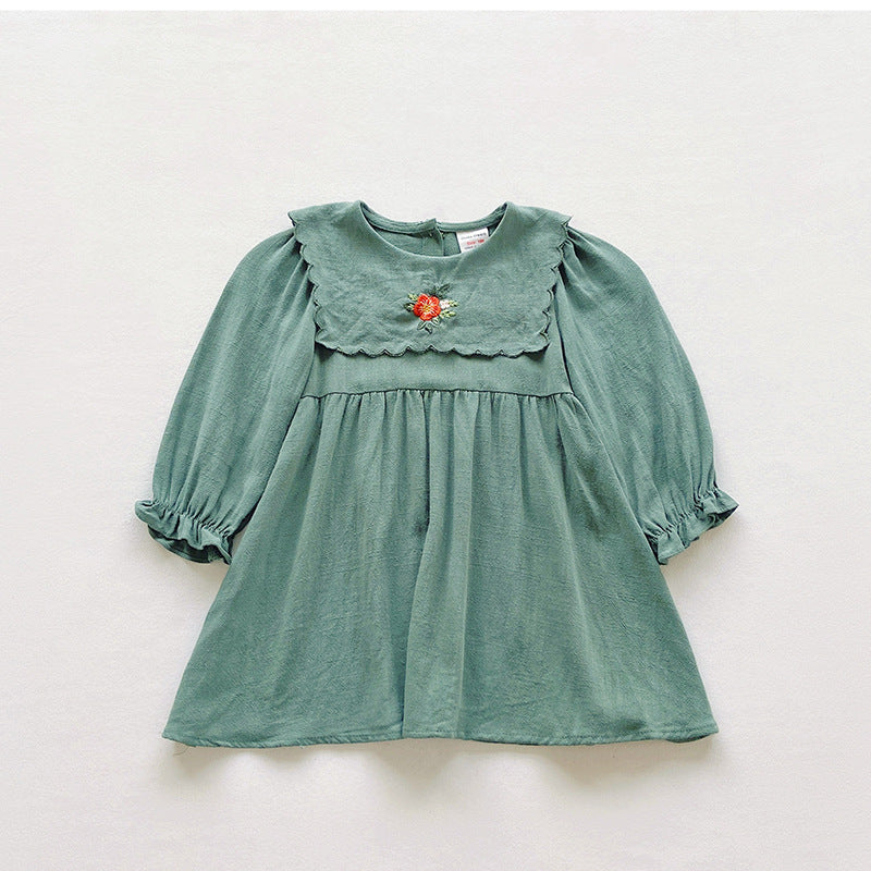 Pige vintage-inspireret broderet kjole med flæsekrave Stilla