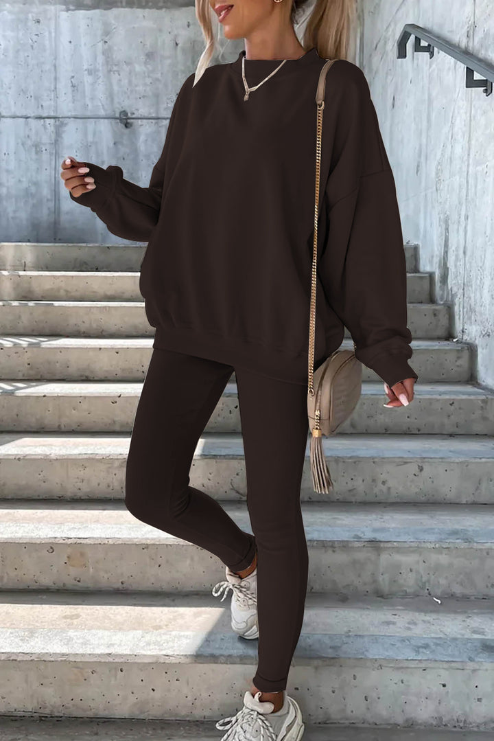 Kvinders sporty fritidssæt med afslappet oversized sweatshirt og tætsiddende leggings Skovae