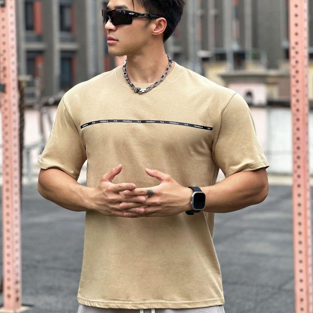 Herrer Mode-T-shirt med moderne skrift og afslappet pasform Stilla