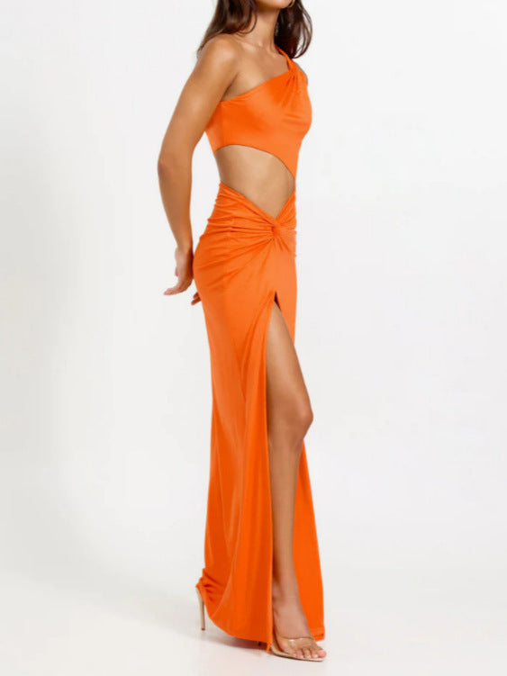 Dame Cut-Out Maxikjole med asymmetrisk design og elegant slids Stilla