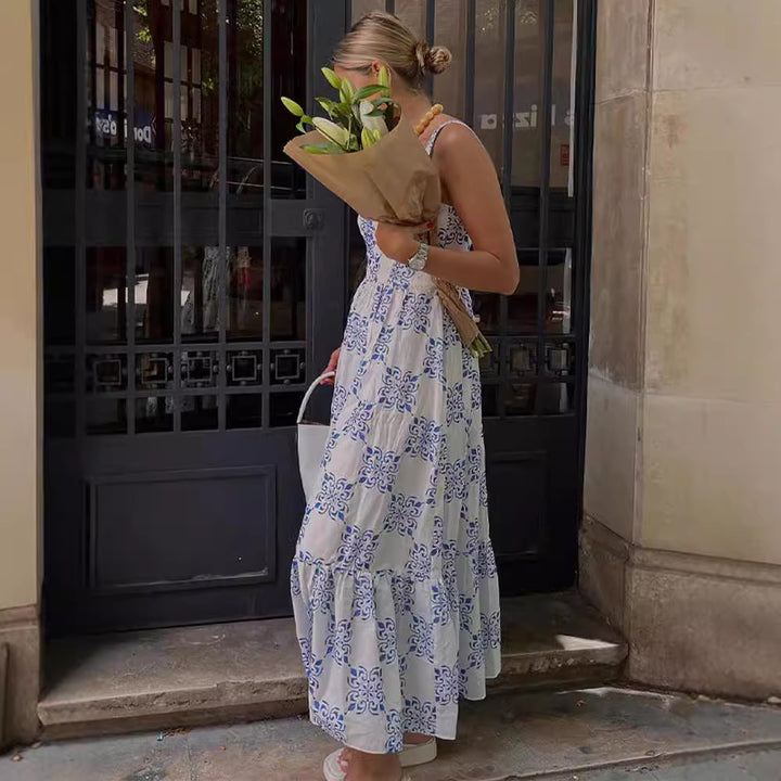 Kvinders maxikjole med off-shoulder design og blomsterprint Skovae