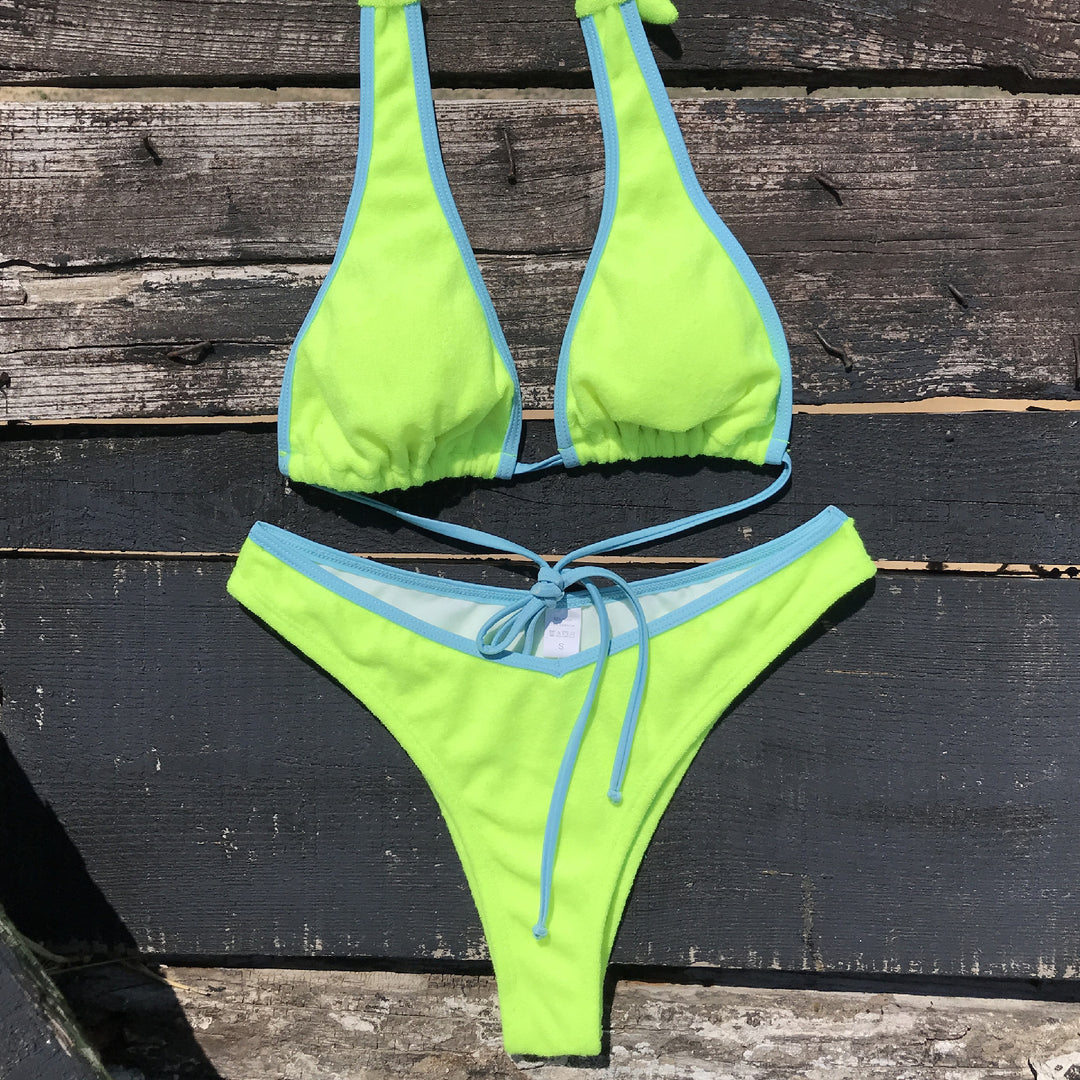 Dame Bikini-sæt med raffineret trekantsdesign og justerbare stropper Stilla