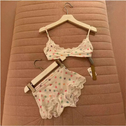 Dame loungewear-sæt med spidskant og hjerte-motiv Stilla
