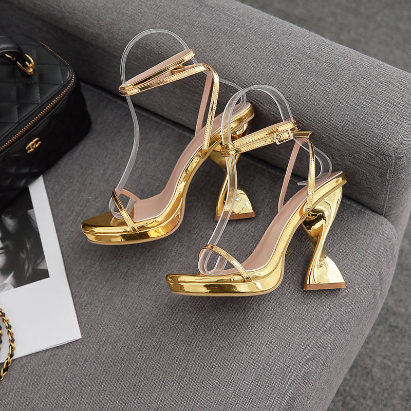 Damer elegante High Heel Sandaler med transparente remme og glitrende overdel Stilla