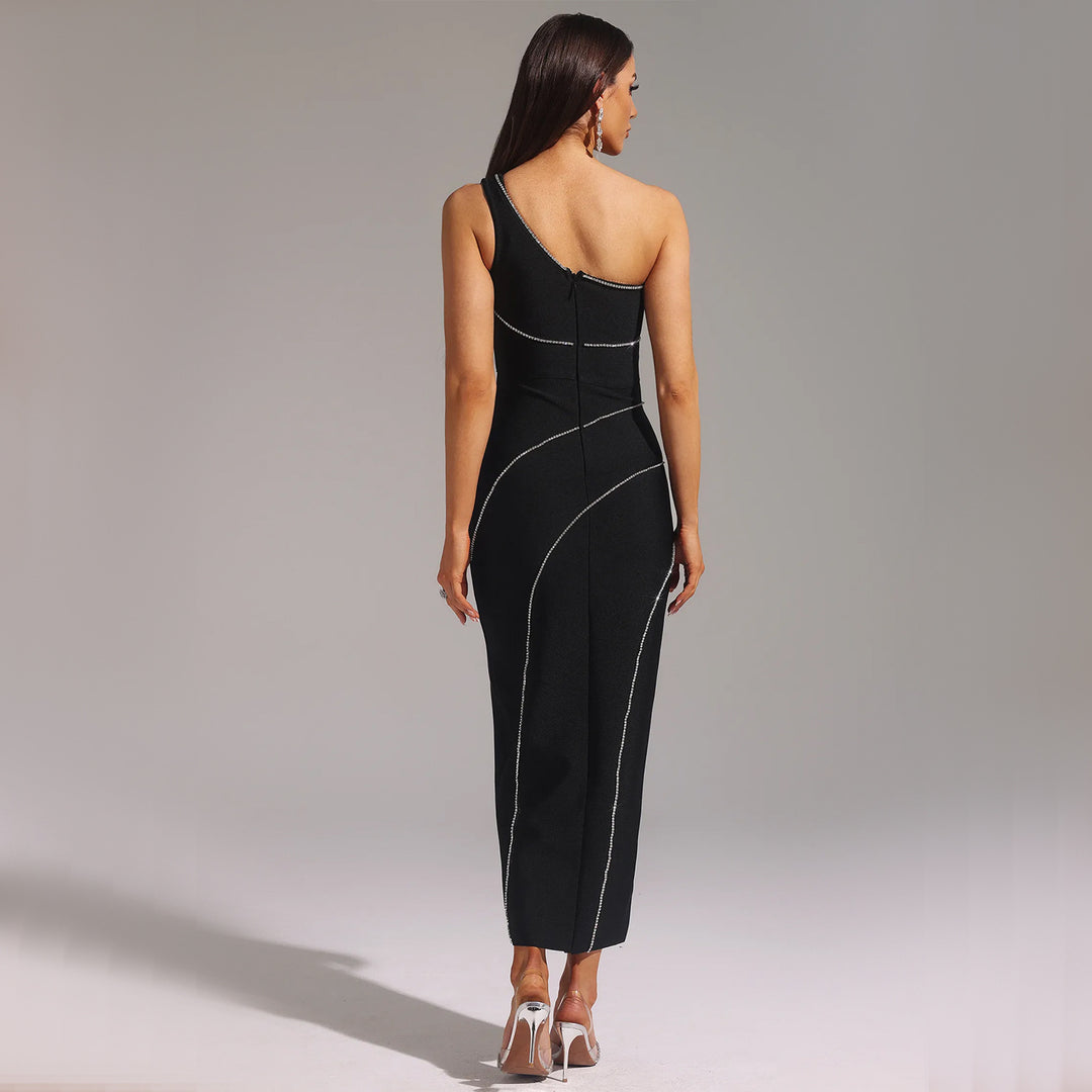 Dame Elegant One-Shoulder Midikjole med raffinerede kontrastsømme og høj slids Stilla
