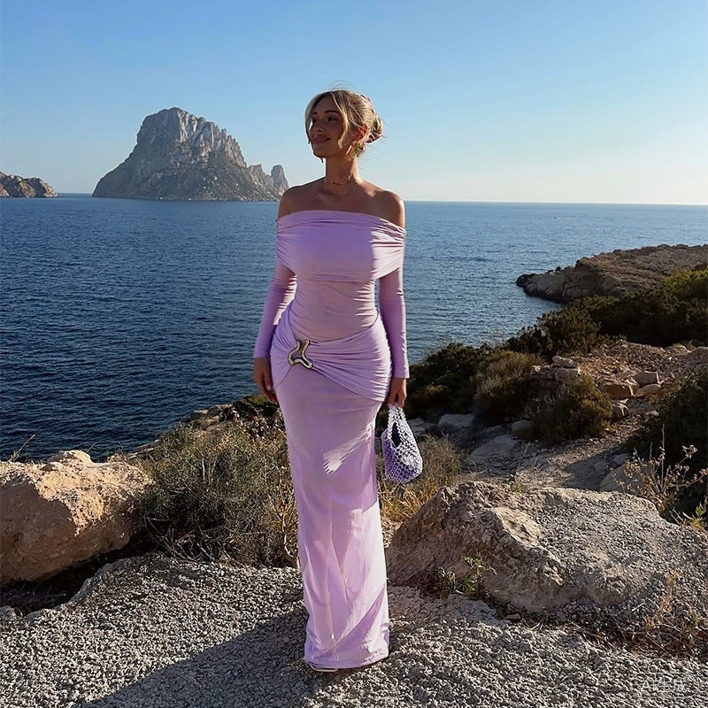 Dame elegant off-shoulder maxikjole med raffinerede draperingsdetaljer Skovae