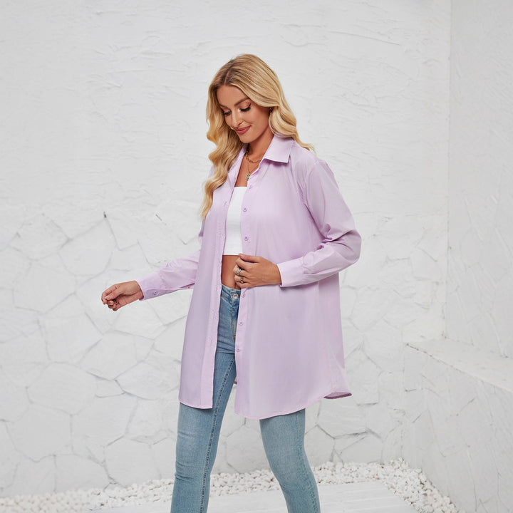 Dame skjorte bluse med elegant oversized snit og klassiske detaljer med knapper Skovae