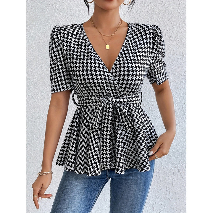 Dame wrap blouse med afslappet snit og moderne hane fod mønster Skovae