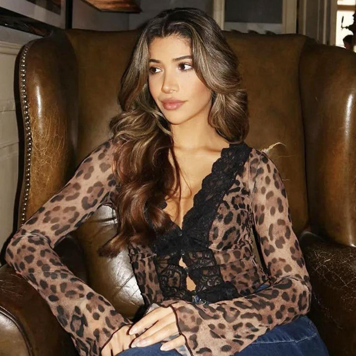 Damen Elegant geschnittenes Top mit animalischem Muster und Rüschendetails Skovae